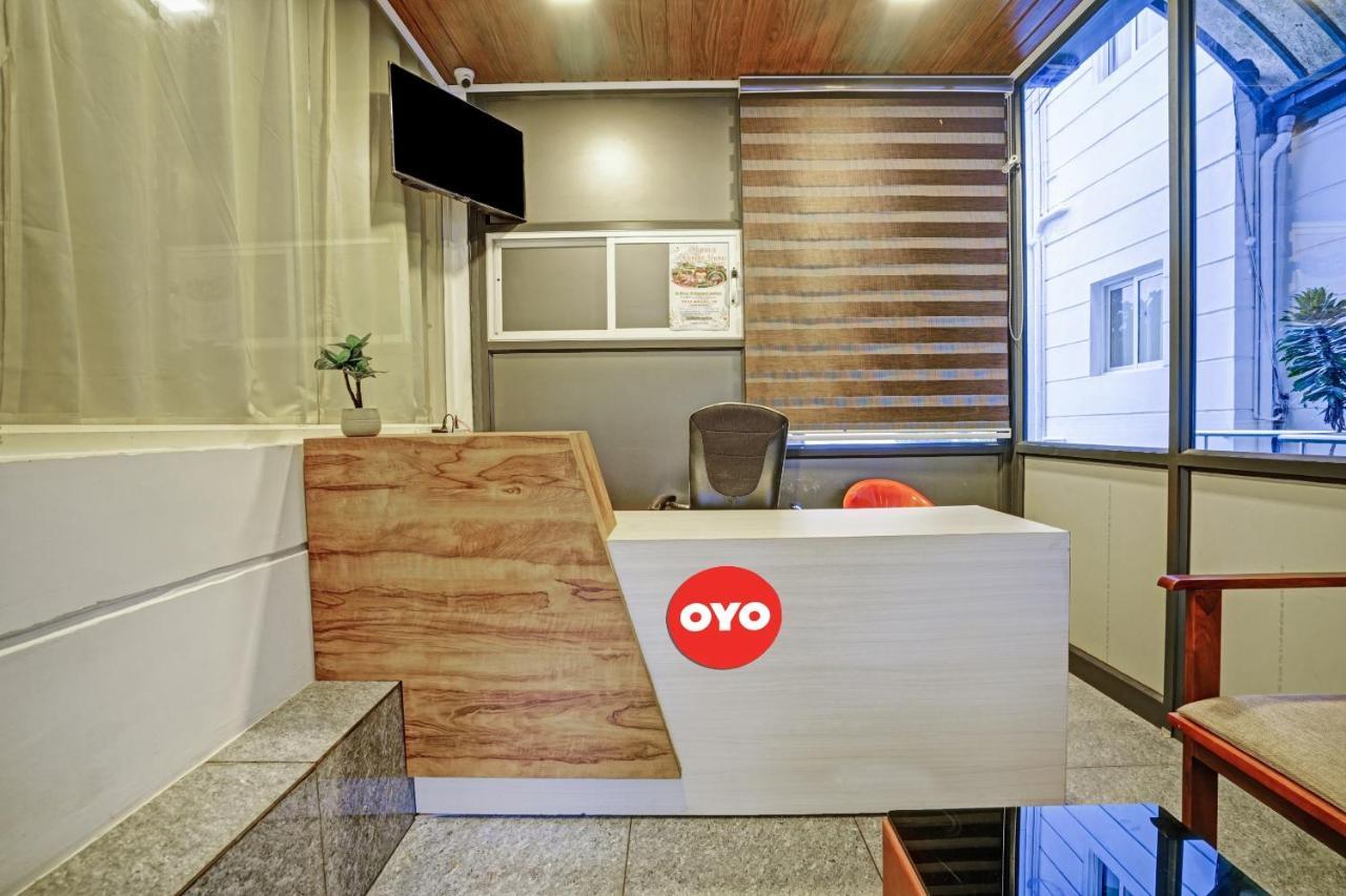 Готель Oyo Flagship 81260 Star Lights Муннар Екстер'єр фото